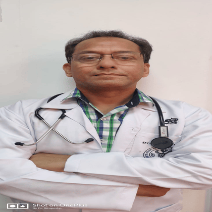Dr. Yogesh Kumar, Family Physician in sri nagar colony north west delhi