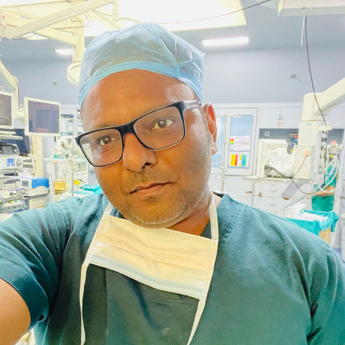 Dr. Saurabh Bansal, General and Laparoscopic Surgeon in delhi