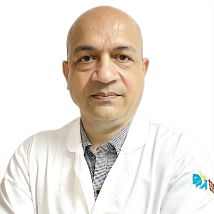 Col Dr. Narinder Kumar, Orthopaedician in dilkusha lucknow