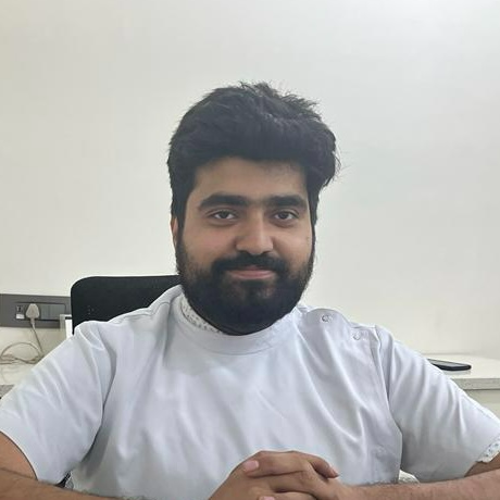 Dr. Mayank Ahuja, Dentist in mandawali fazalpur east delhi
